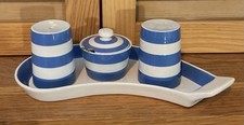 TG GREEN CORNISHWARE BLUE AND