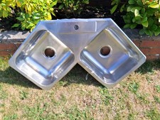 SAUBER UNDERMOUNT DOUBLE CORNER STAINLESS STEEL SINK