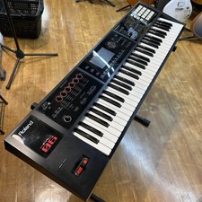 Roland FA-06 Music Workstation