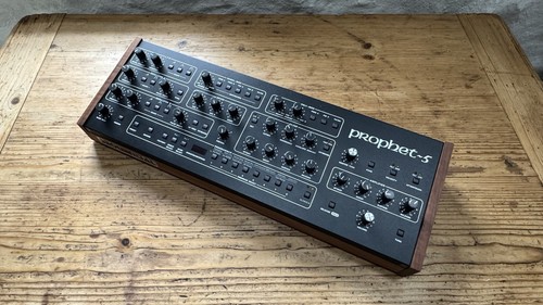 Prophet rev desktop synth - 5, 4