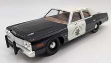 Corgi US06005  Dodge Monaco Police Car California Highway Patrol 1:43 America