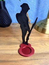 Silhouette war memorial - silhouette,