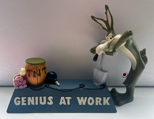 Rare wile coyote - wile, e.
