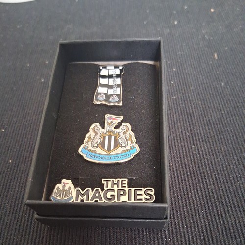 Newcastle united football - ,