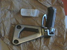 GENUINE SUZUKI L/H PILLION FOOTREST ASSY. 43700-27E50 GSF1200 S SA BANDIT 96-00