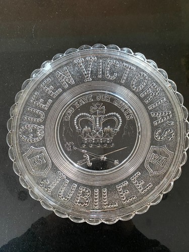Queen victoria jubilee glass - queen,