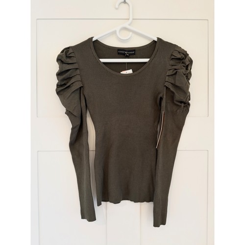 Almost famous olive - almost,