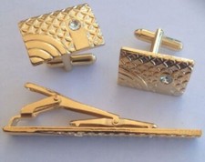 GOLD PAIR CUFFLINKS & MATCHING