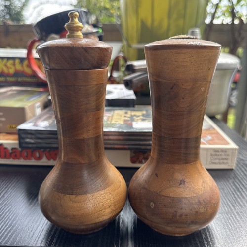 Vintage segmented wooden - vintage,