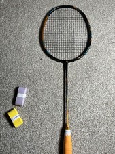 Yonex Astrox 88D tour gold 4U