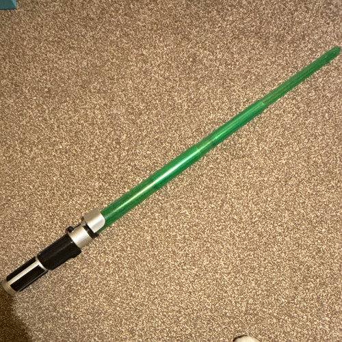 Star wars green lightsaber - star,