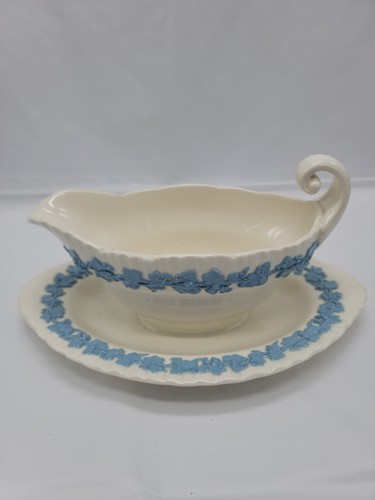 Wedgwood queensware shell edge - shell,