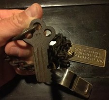 Alcatraz Key Whistle Chain Set Jailer Police Deputy Jail METAL Collector Prison