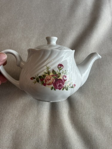 Bone china teapot england - teapot,
