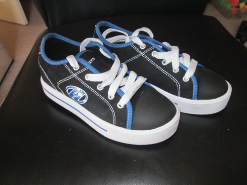 Heelys original wheeled shoe