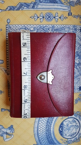 Antique sewing case with