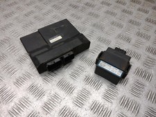 2001 SUZUKI GSXR 600 K1  ECU / CDI