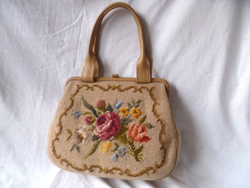 Vintage retro beige - beige, floral