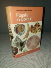 1975 - FOSSILS IN COLOUR