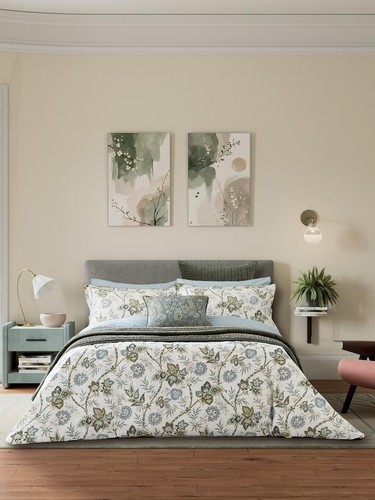 New bedeck belfast - of,