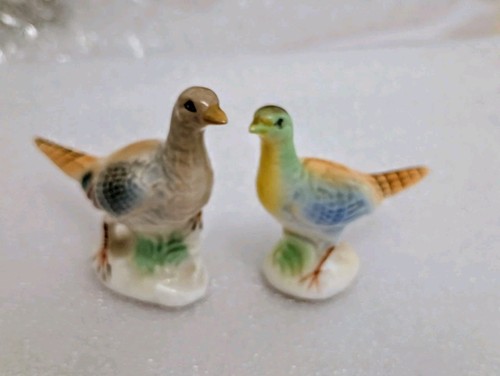 Vintage miniture ceramic quail - miniture,