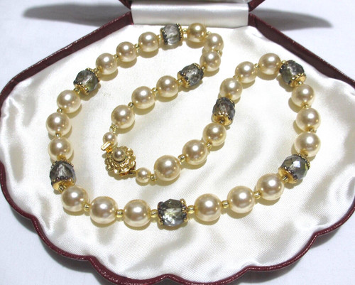 Glass pearl necklace smokey - glass,
