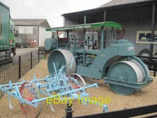 Photo 6x4 Old Road roller at