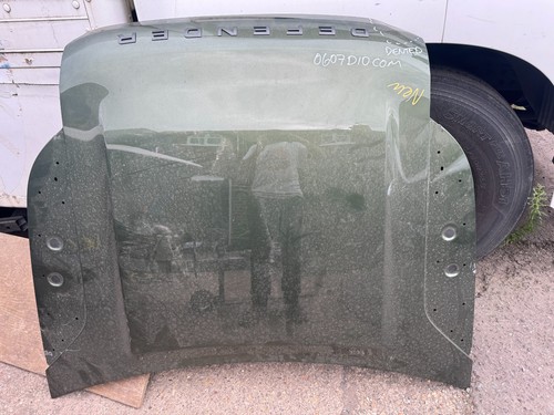 Land rover defender - rover,