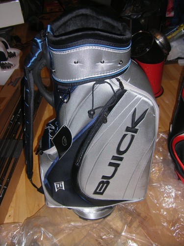 Rare brand new nike tiger - new,