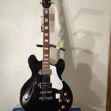 Guitar Vintage VSA 500 P BK
