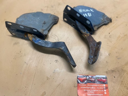 Toyota hilux mk1 1981 pair - toyota,