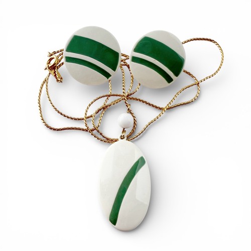 Vintage trifari green - trifari, white