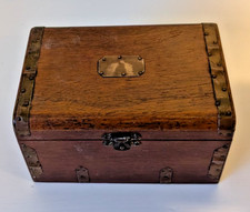 Vintage wooden Tallent of Bond