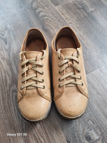 Boulevard distressed soft tan - distressed,