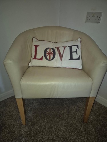 Cream faux leather - tub, chair
