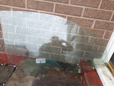 PROTON SAVVY MK1 FRONT WINDOW GLASS DRIVERSIDE based s/ manchester pick up only-