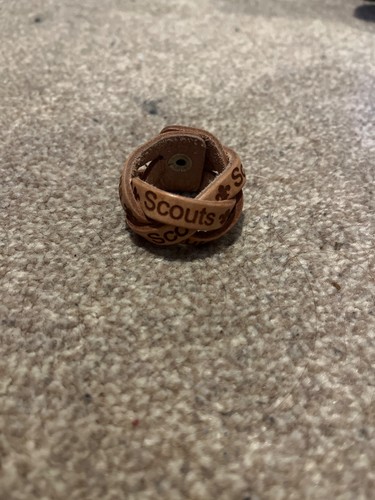 Plaited leather scout - , woggle