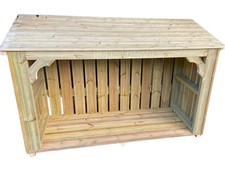Beautiful quality wood - wood, store