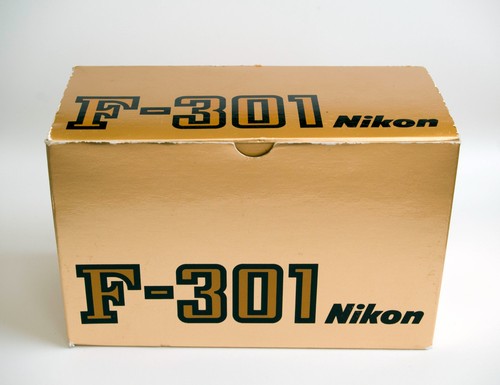 Nikon 301 f2000 35mm - 35mm, slr