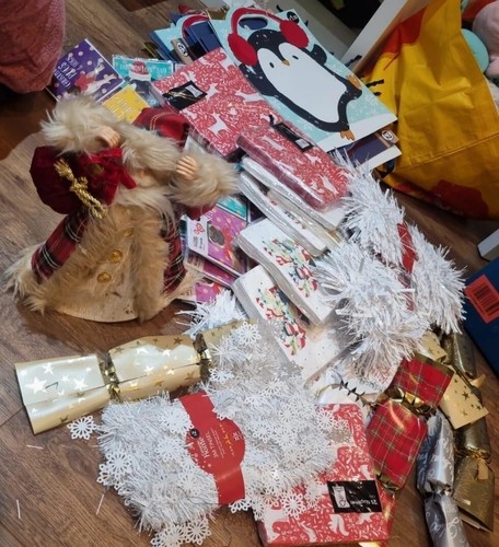 Joblot christmas items - joblot,