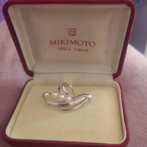 Vintage hallmarked mikimoto - hallmarked,