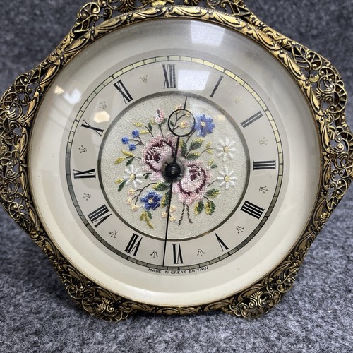 Vintage clock petit - clock,