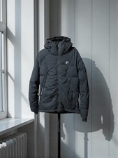 Vintage Fila Korea Men’s Puffer Jacket M 40 Black Small Wear Mark Back See Pic