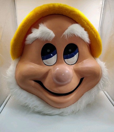 Vintage giant dwarf mascot - giant,