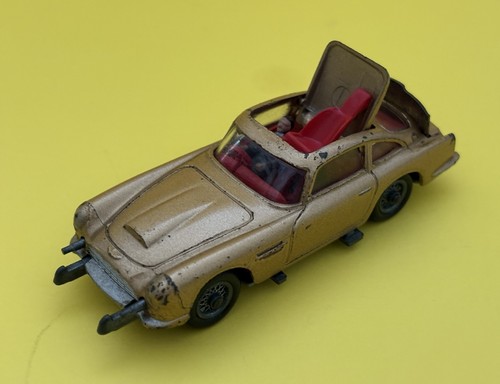 Corgi james bond - corgi, 261