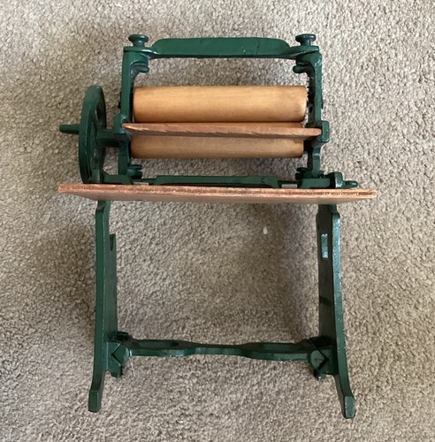 1933 cast iron - cast-iron, toy