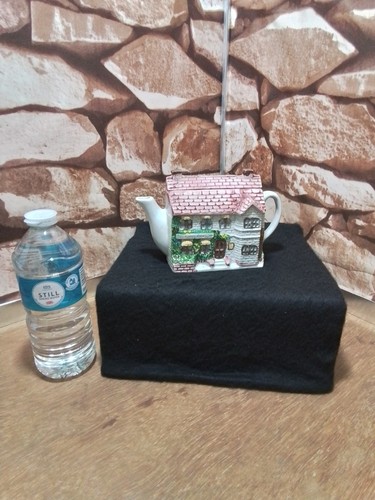Cottage tea pot - cottage,