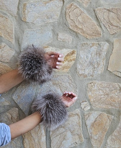 Genuine fox fur - ,