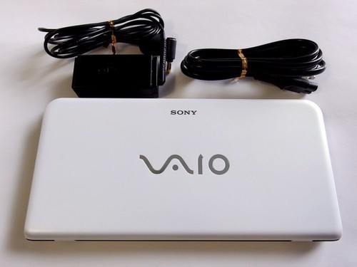 Sony vaio vpcp119kj white - sony, p