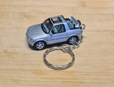 1/72 DIECAST MODEL CAR TOYOTA RAV4 KEYCHAIN KEYRING 